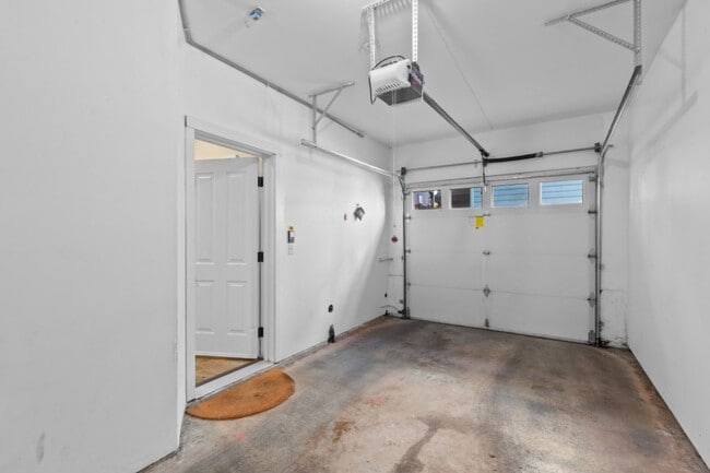 Building Photo - 3bd/2.25ba Seattle Townhouse