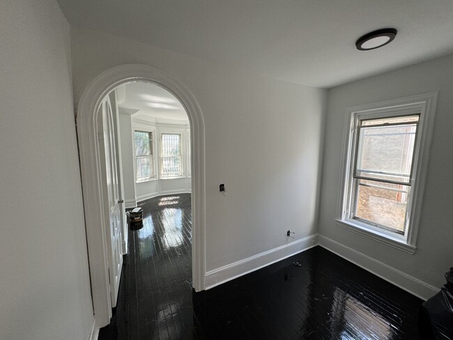 Building Photo - 2221 N 18th St