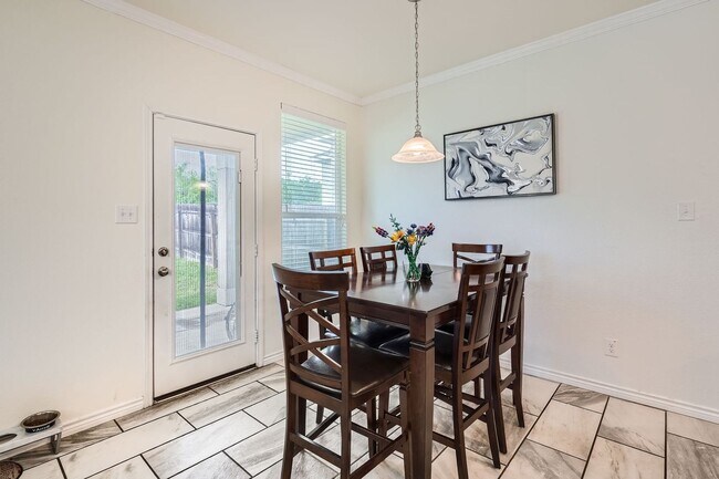 Building Photo - First time rental!