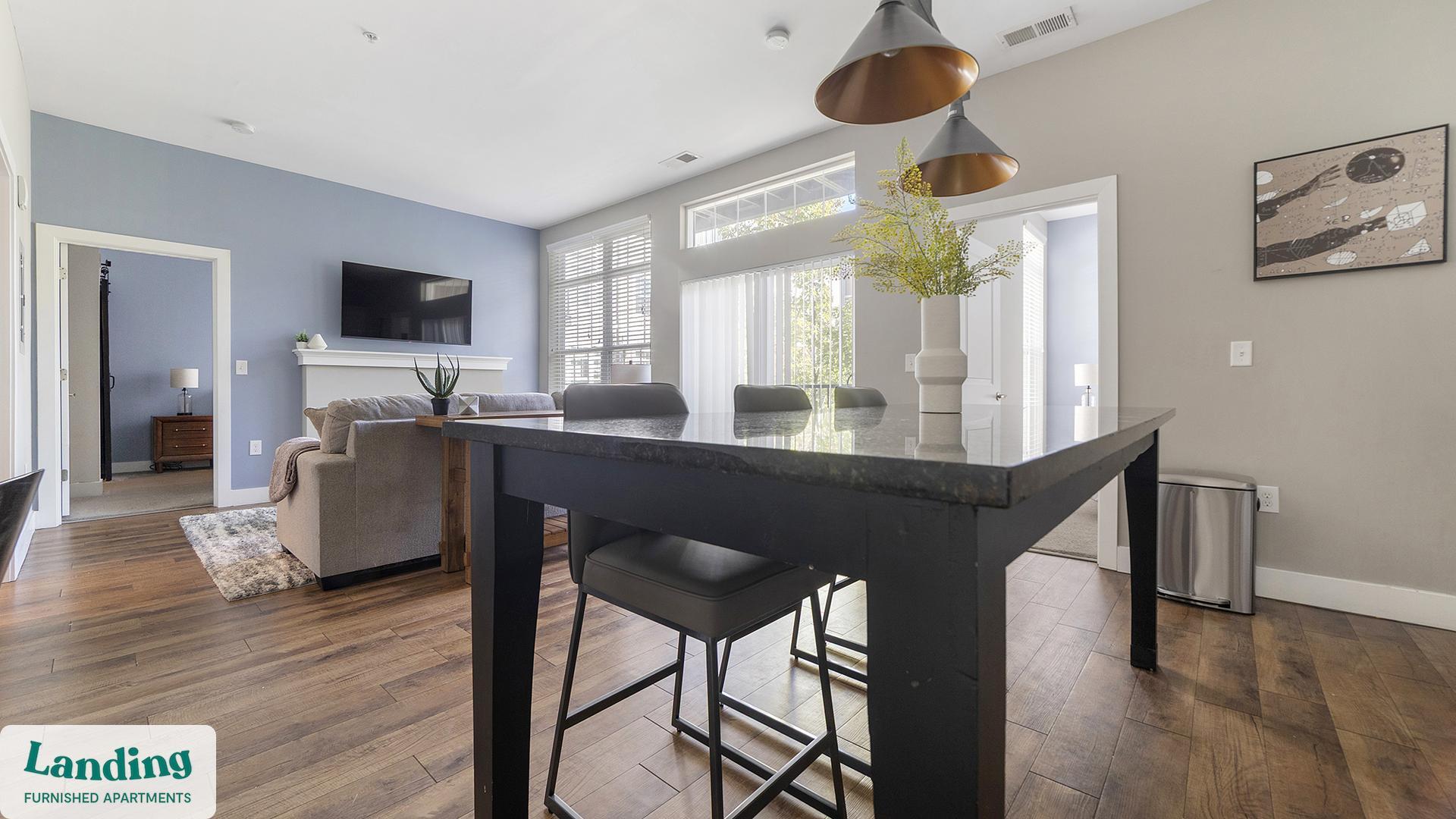 Building Photo - 41 E 9th Ave