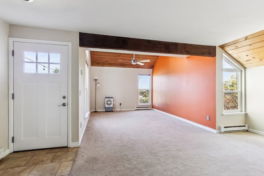 Living Room - 3387 Cripple Creek Trl