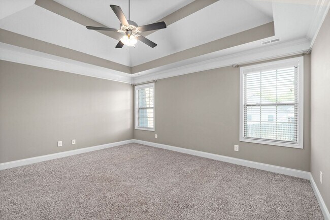 Building Photo - 515 Sourwood Dr