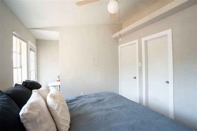 Building Photo - 1815 River Crossing Cir