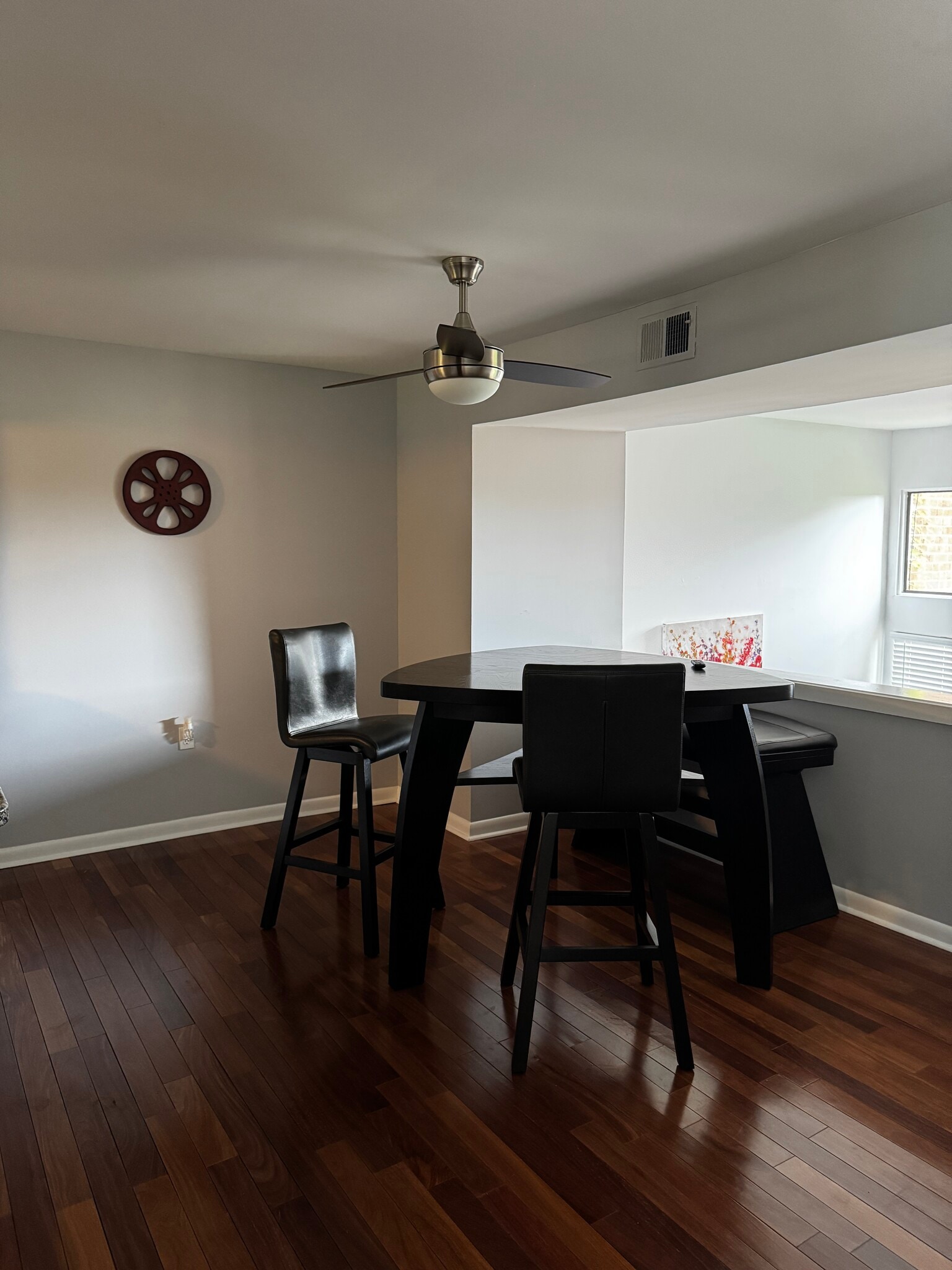 Dining Room - 320 Southern Ct