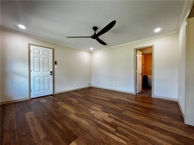 Building Photo - 1709 Rangewood Dr SW