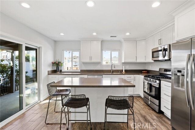 Building Photo - 630 Indianapolis Ave