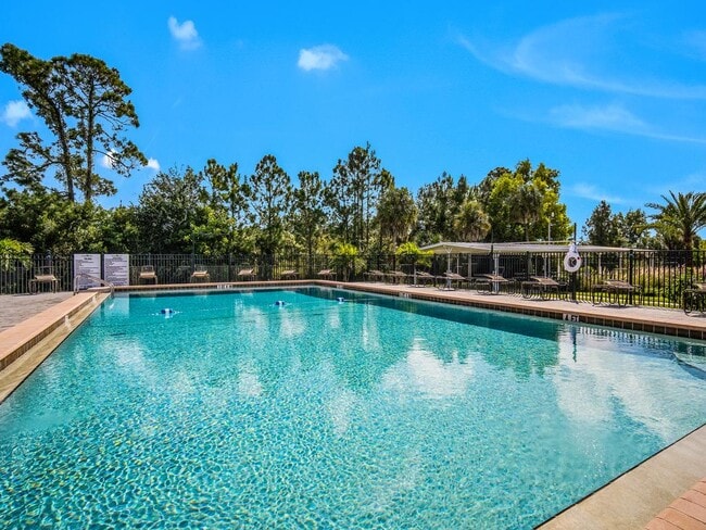 Building Photo - 10 Eland Dr