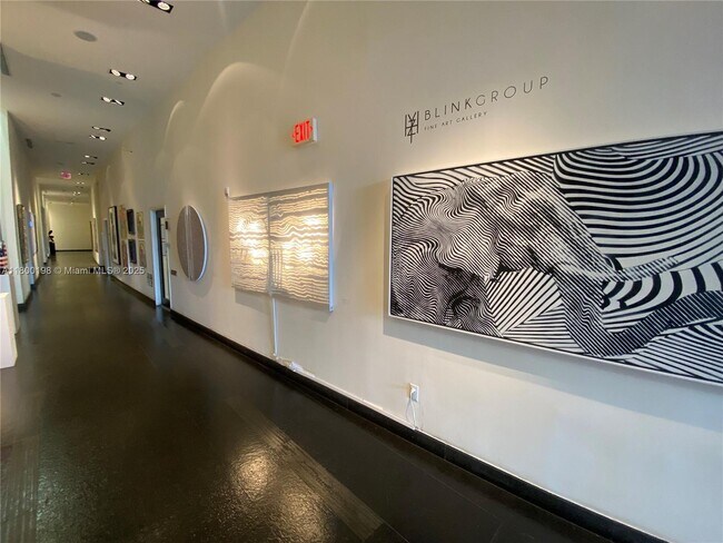 Building Photo - 888 Biscayne Blvd