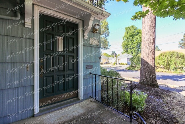 Building Photo - 1612 NE 62nd Ave