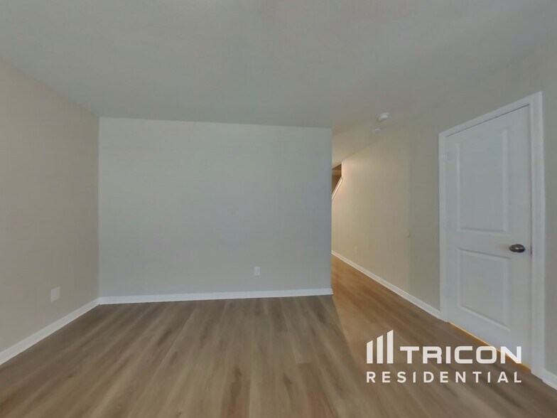 Building Photo - 15547 Taylorcrest Dr