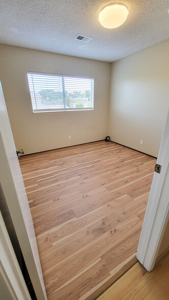 Bedroom #2 - 203 Oriole Ct