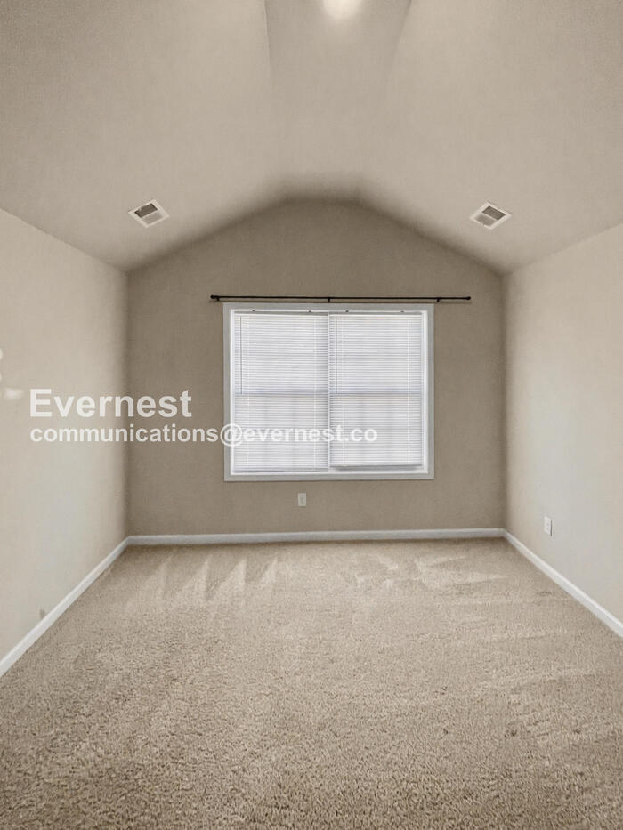 Building Photo - 4152 Grapevine Loop