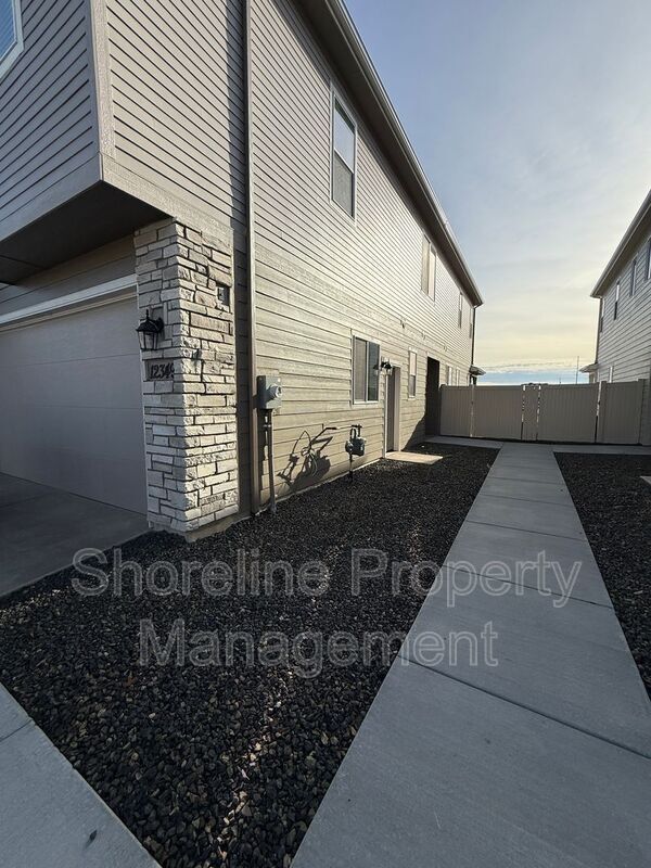 Building Photo - 12349 W Norterra Ln