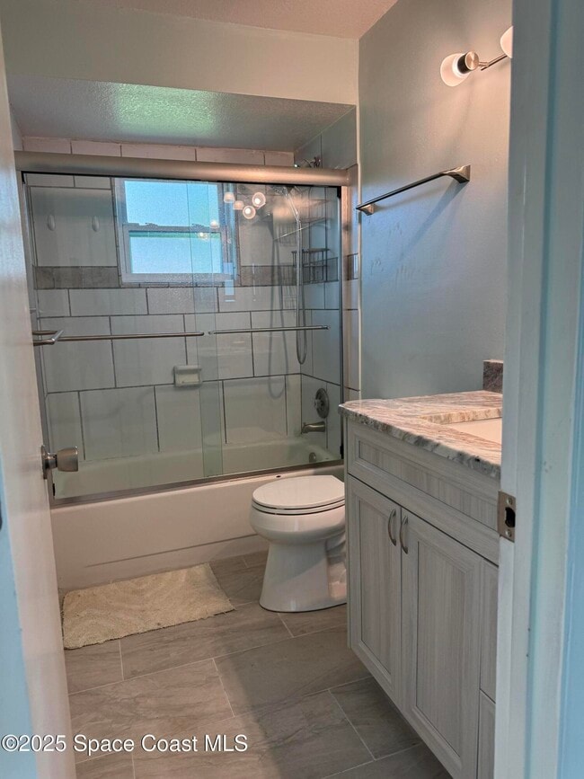 Building Photo - 2841 College View Dr