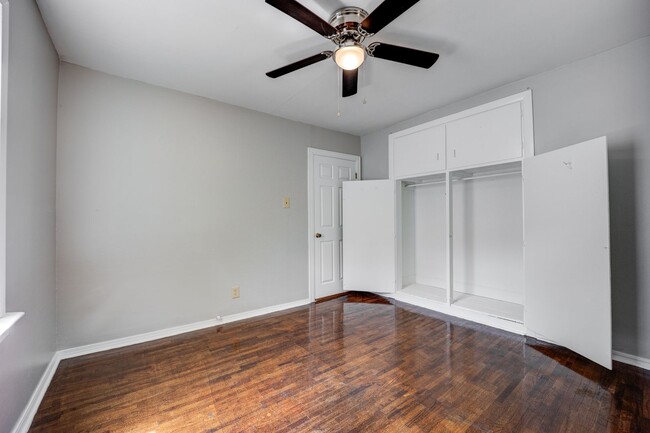 Building Photo - 622 N 30th St