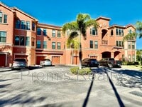 Building Photo - 2705 Via Murano
