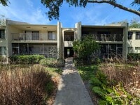 Building Photo - Spacious 2BR Retreat Near Beaches & Dining