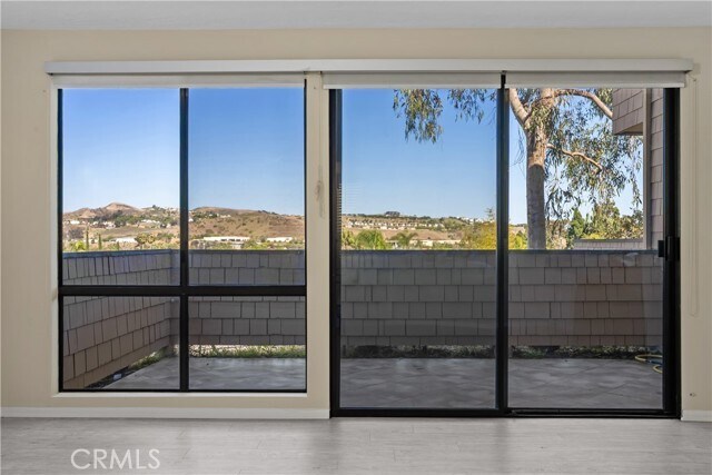 Building Photo - 33532 Valley View Ct