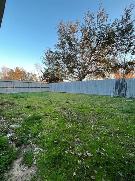 Building Photo - 18251 River Sage Dr