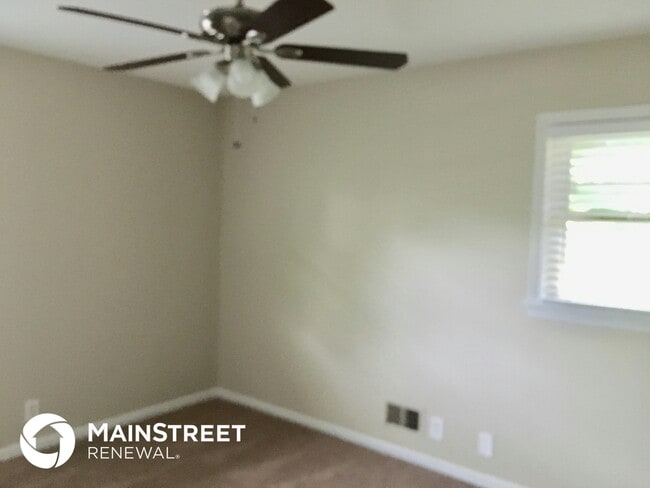 Building Photo - 7406 Maurer Ln