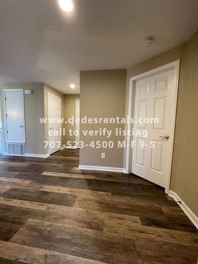 Building Photo - 2038 Stonefield Ln