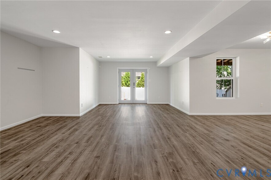 Building Photo - 16848 White Daisy Loop