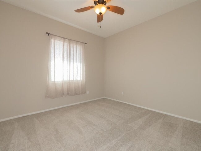 Building Photo - 8721 E Perry Park Cir