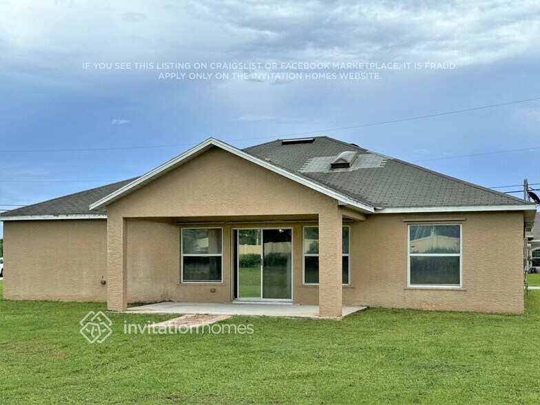 Building Photo - 5341 NW Aloha St