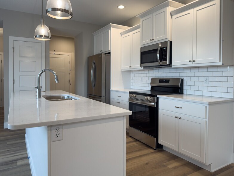 Building Photo - 3103 Palmer Dr