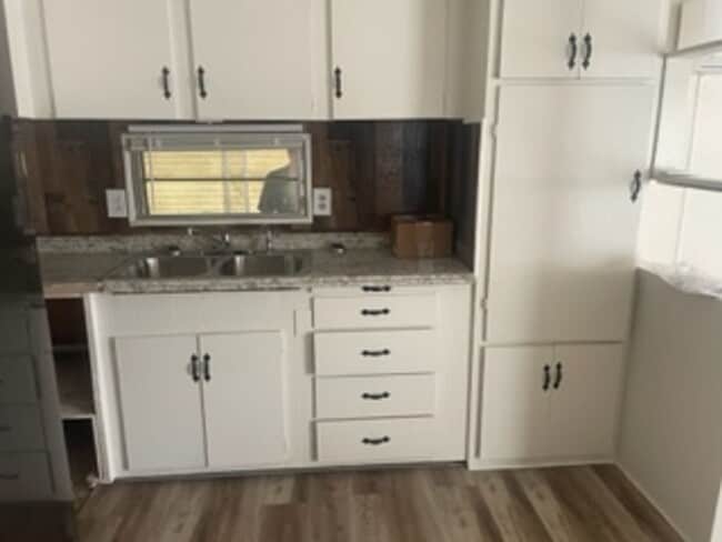 Building Photo - FOR RENT 55+COMMUNITY