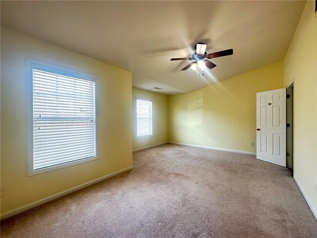 Building Photo - 2091 Executive Dr N