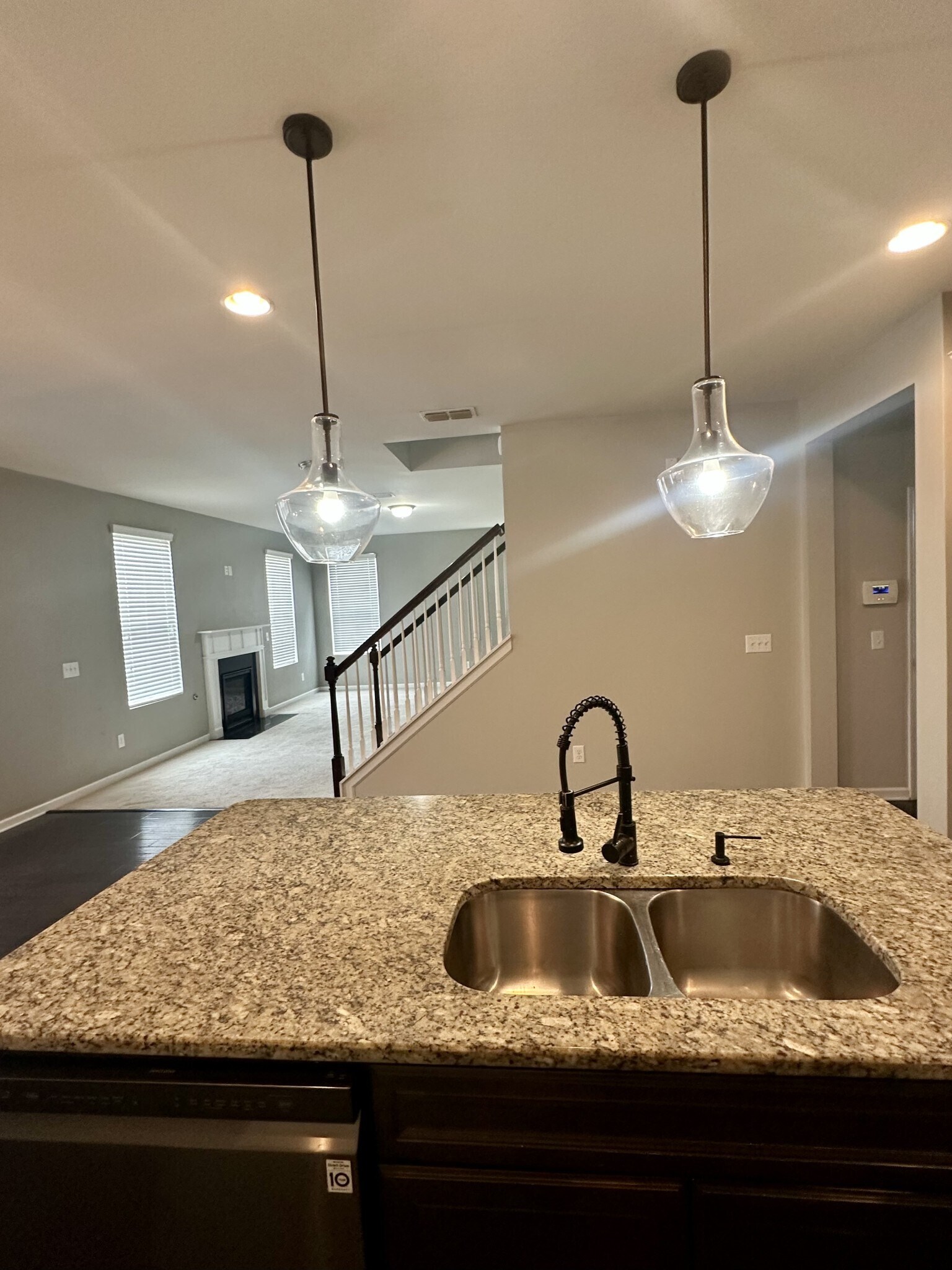 Building Photo - 4714 Venito St