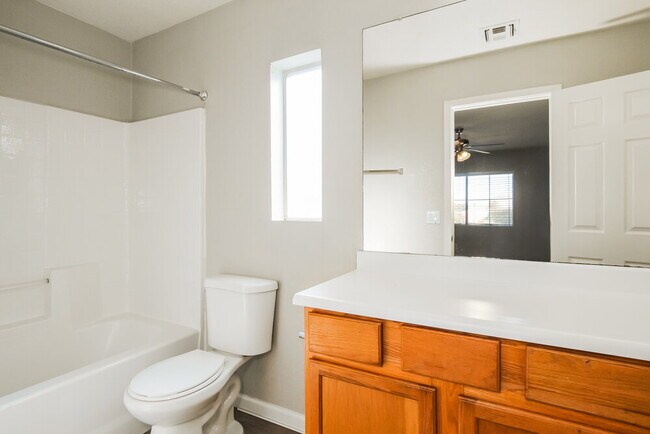 Building Photo - 8345 W Hughes Dr