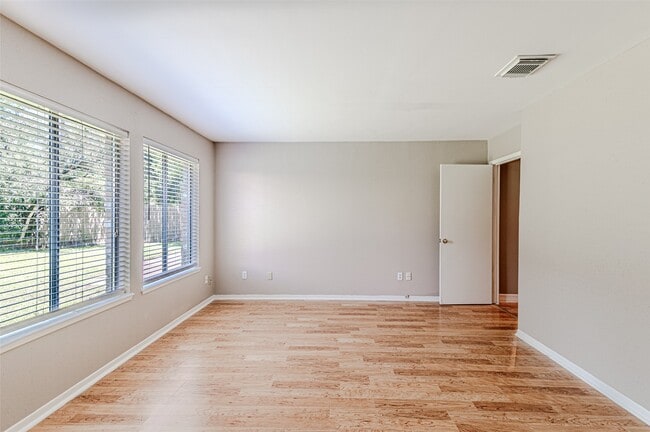 Building Photo - 18506 Creekfield Ct
