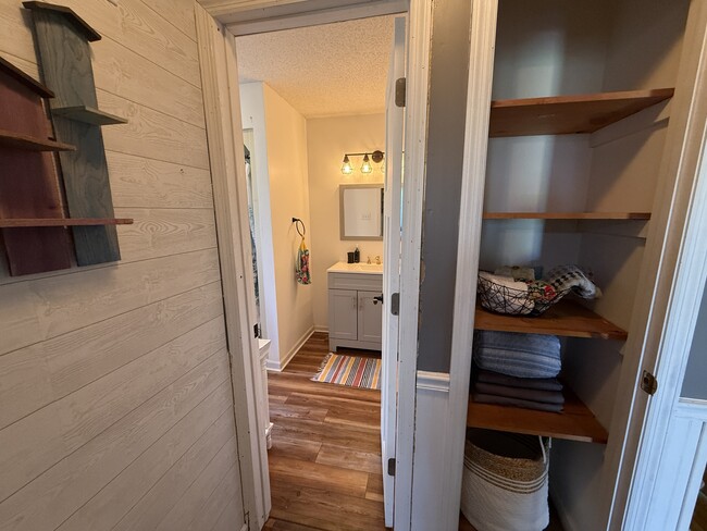 Building Photo - 10675 Baxter-Durrence Rd