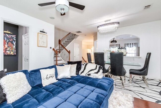 Building Photo - 2345 Limehurst Dr