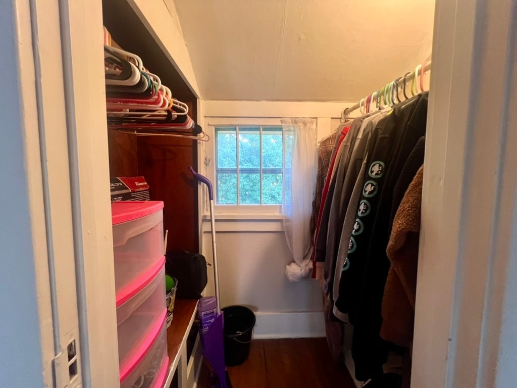 Walk-in Closet 1 - 819 1/2 Carney Ave