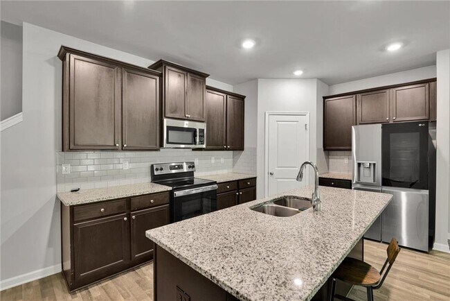 Building Photo - 3405 Endurance Ct