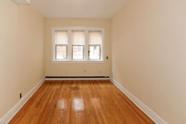 Building Photo - 632 W Aldine Ave