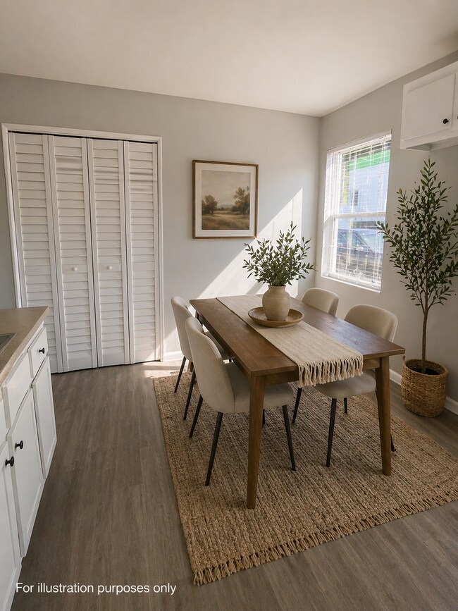 Building Photo - 920-920 11th Ave N