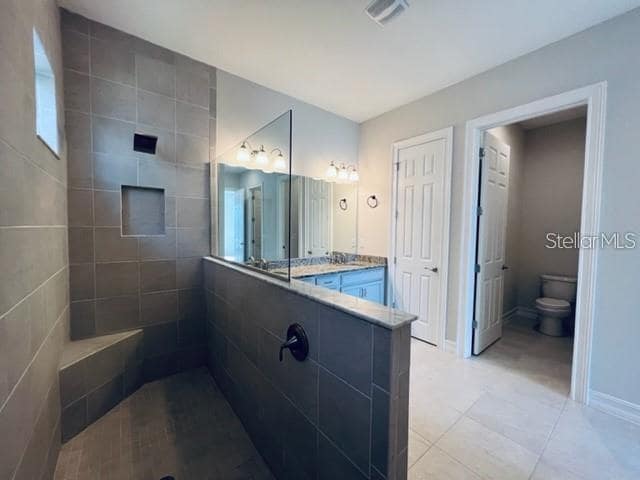 Building Photo - 24335 Riverfront Dr