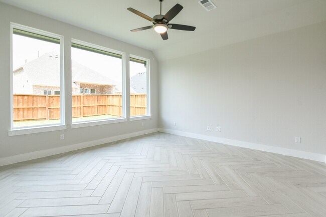 Building Photo - 4859 Antler Run Dr