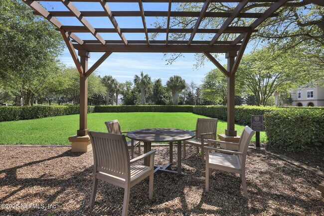 Building Photo - 4300 S Beach Pkwy
