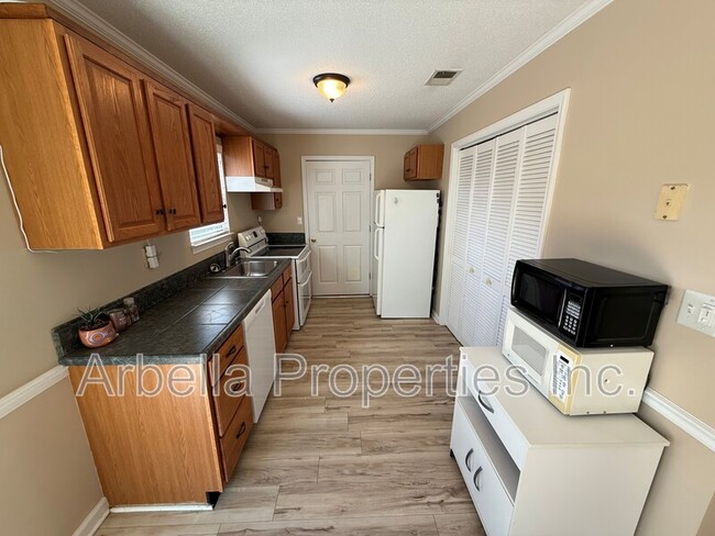 Building Photo - 263 Copper Hill Dr
