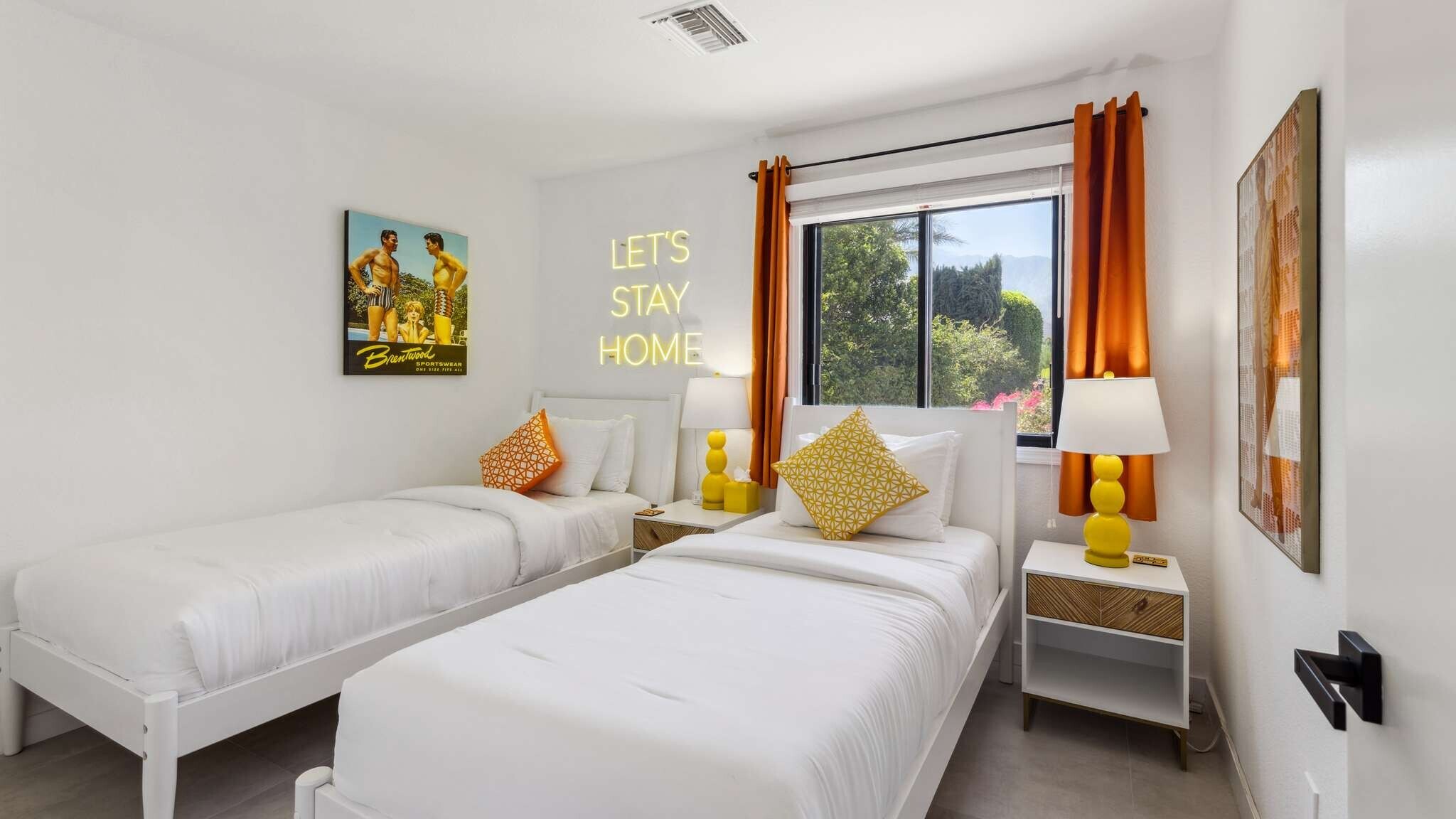 Building Photo - 2004 Nicola Rd E