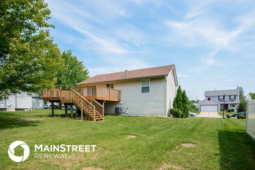 Building Photo - 14375 Jamestown Bay Dr