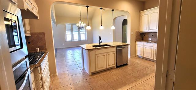 Building Photo - 5720 Eagle Mountain Dr