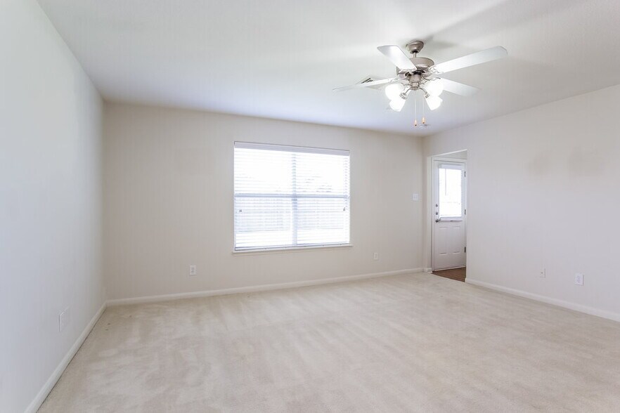 Building Photo - 4326 Pecos River Dr