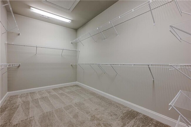 Building Photo - 1130 Provence Ln