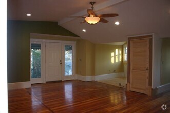 Building Photo - 4508 Park Ave